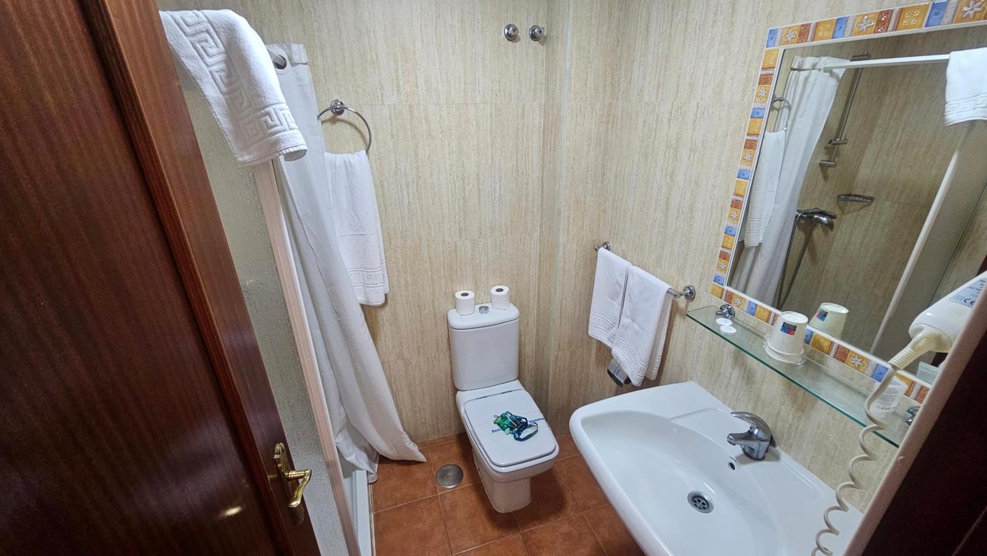 Hotel Galicia Fuengirola Zewnętrze zdjęcie