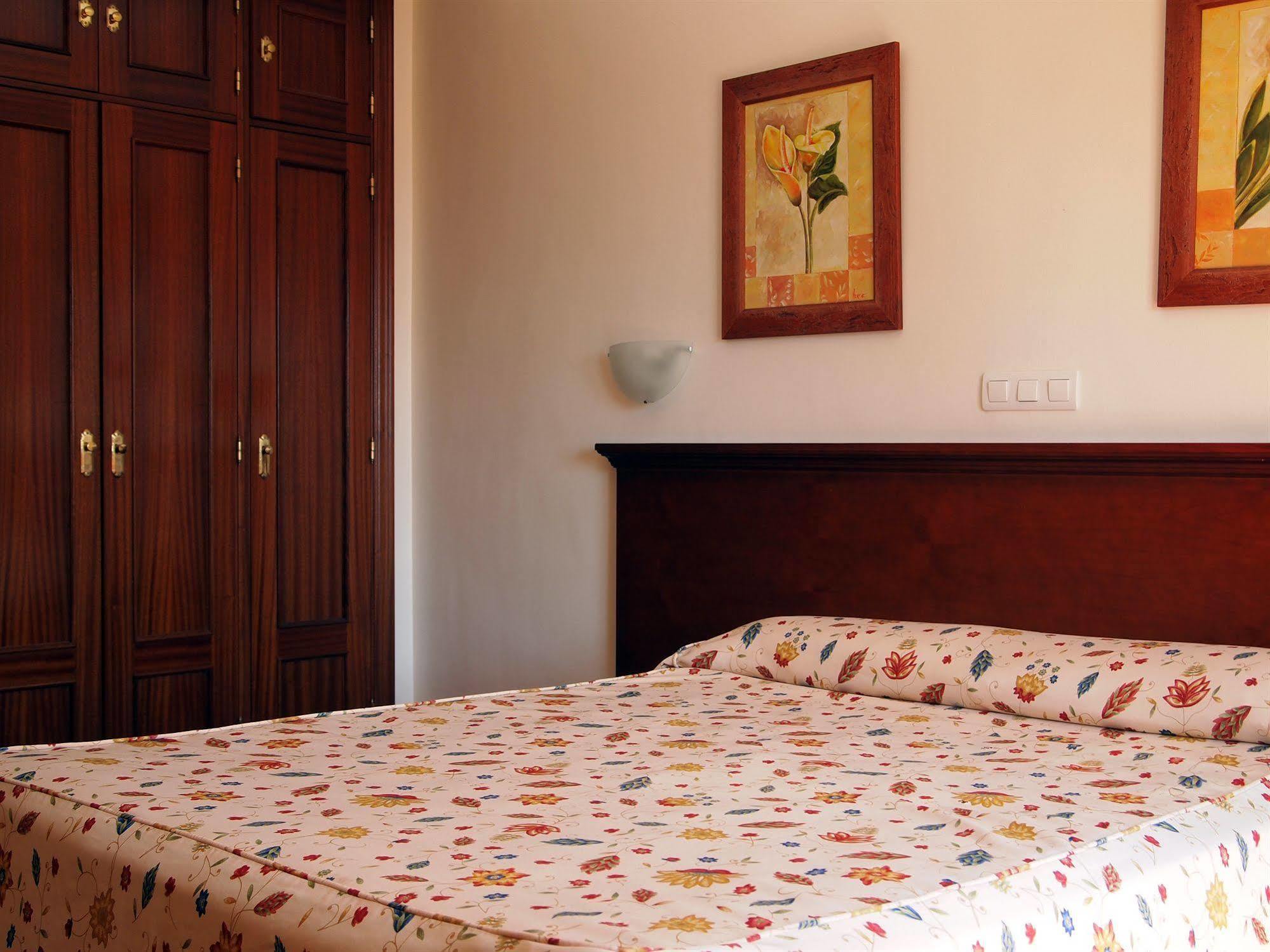 Hotel Galicia Fuengirola Zewnętrze zdjęcie